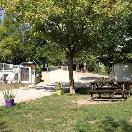 Avec Terrasse - Api-1-52-1064