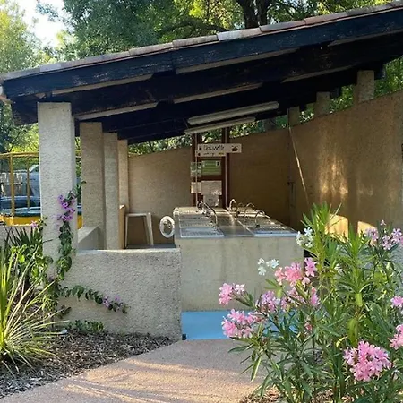 Avec Terrasse - Api-1-52-1064 Soubes